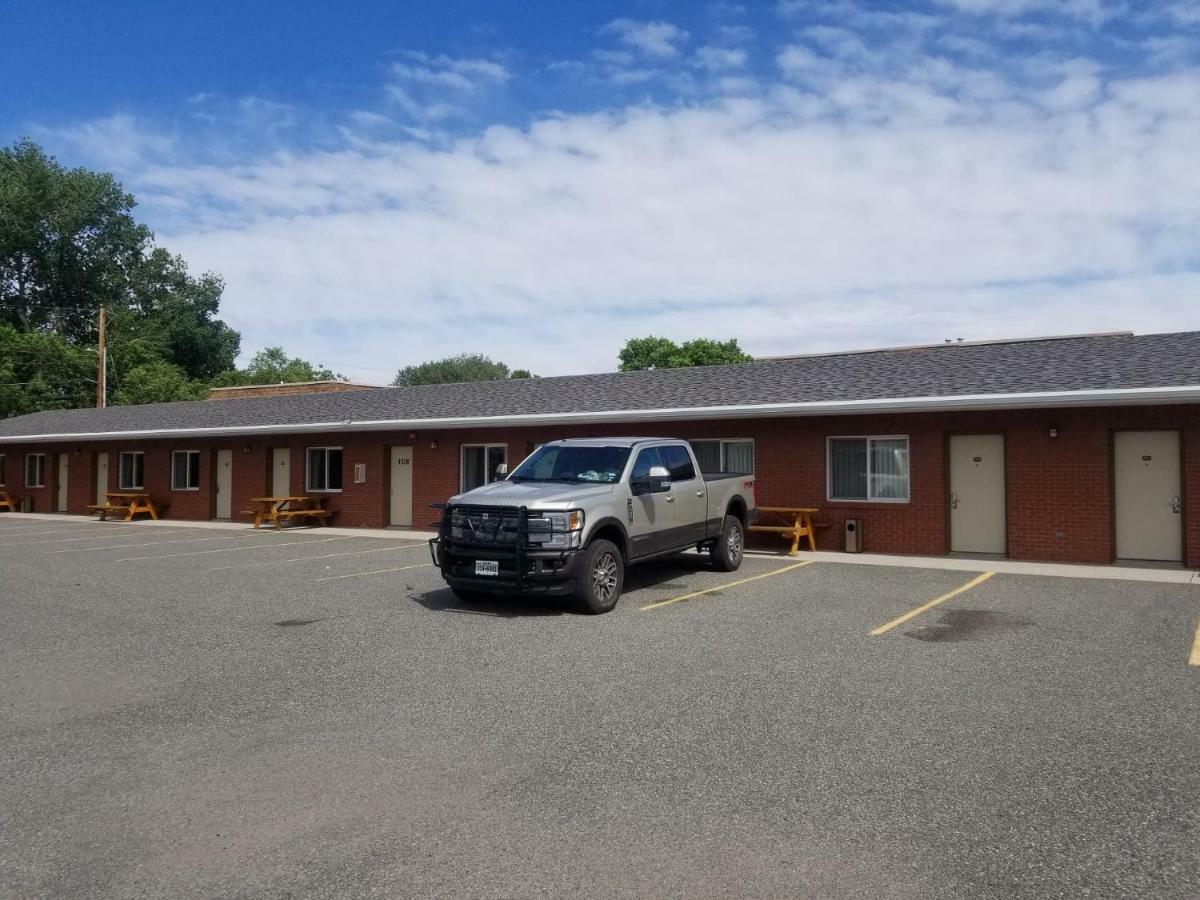 Cody Legacy Inn & Suites Exterior foto